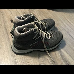 Vasque Women’s Size 9.5 Hiking Boots